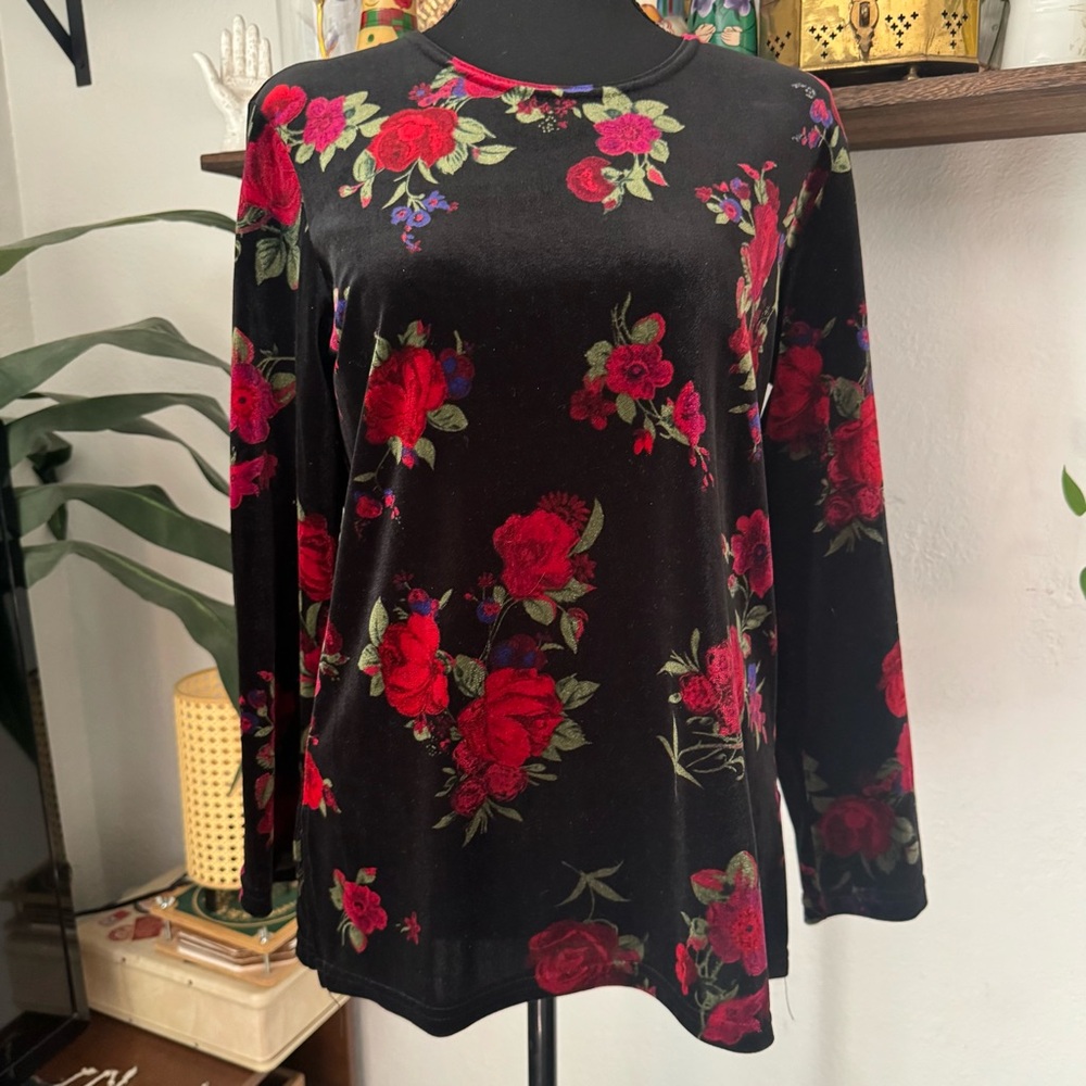 Witchy Black Floral Velvet Long Sleeve Top